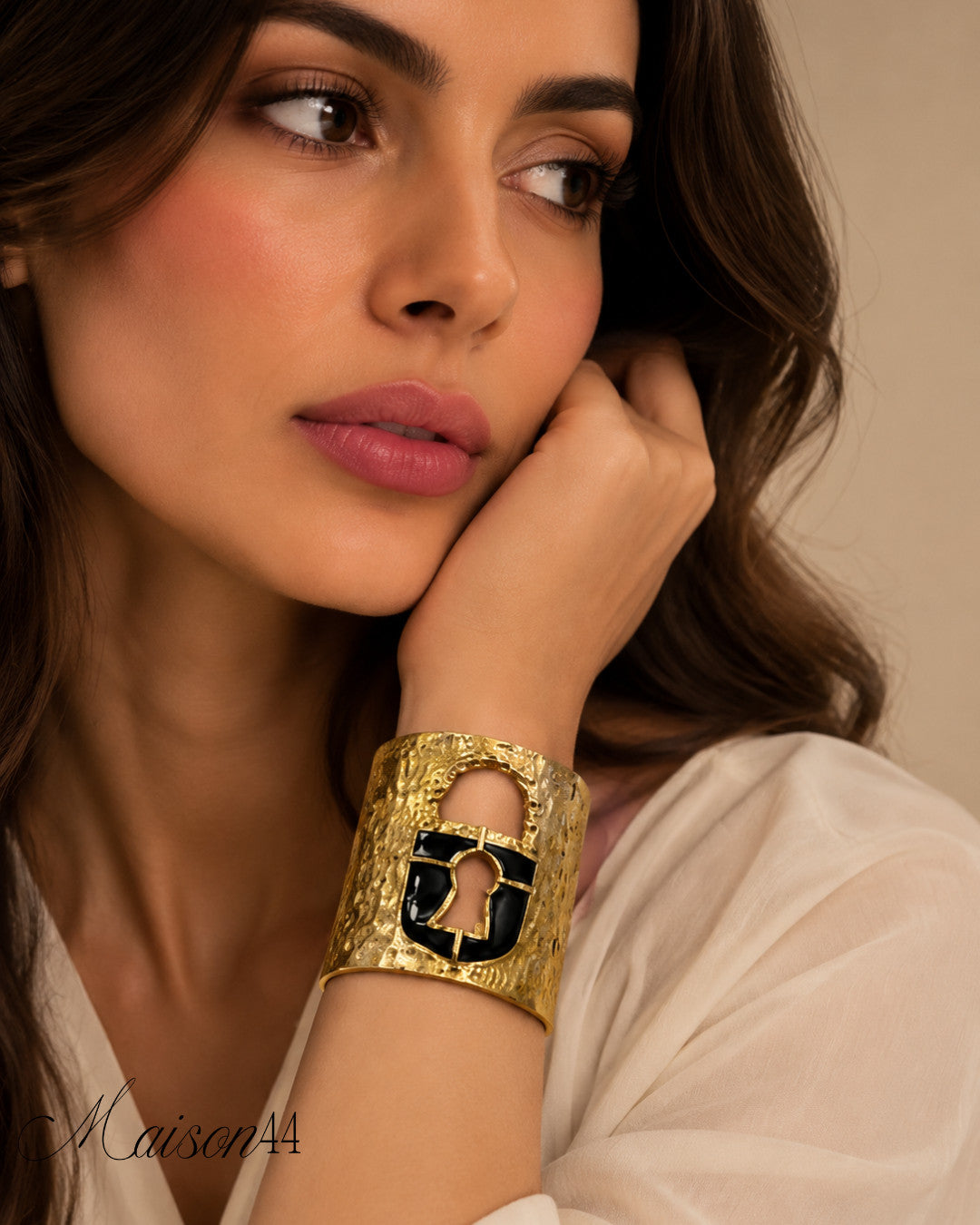Gold Keyhole Cuff