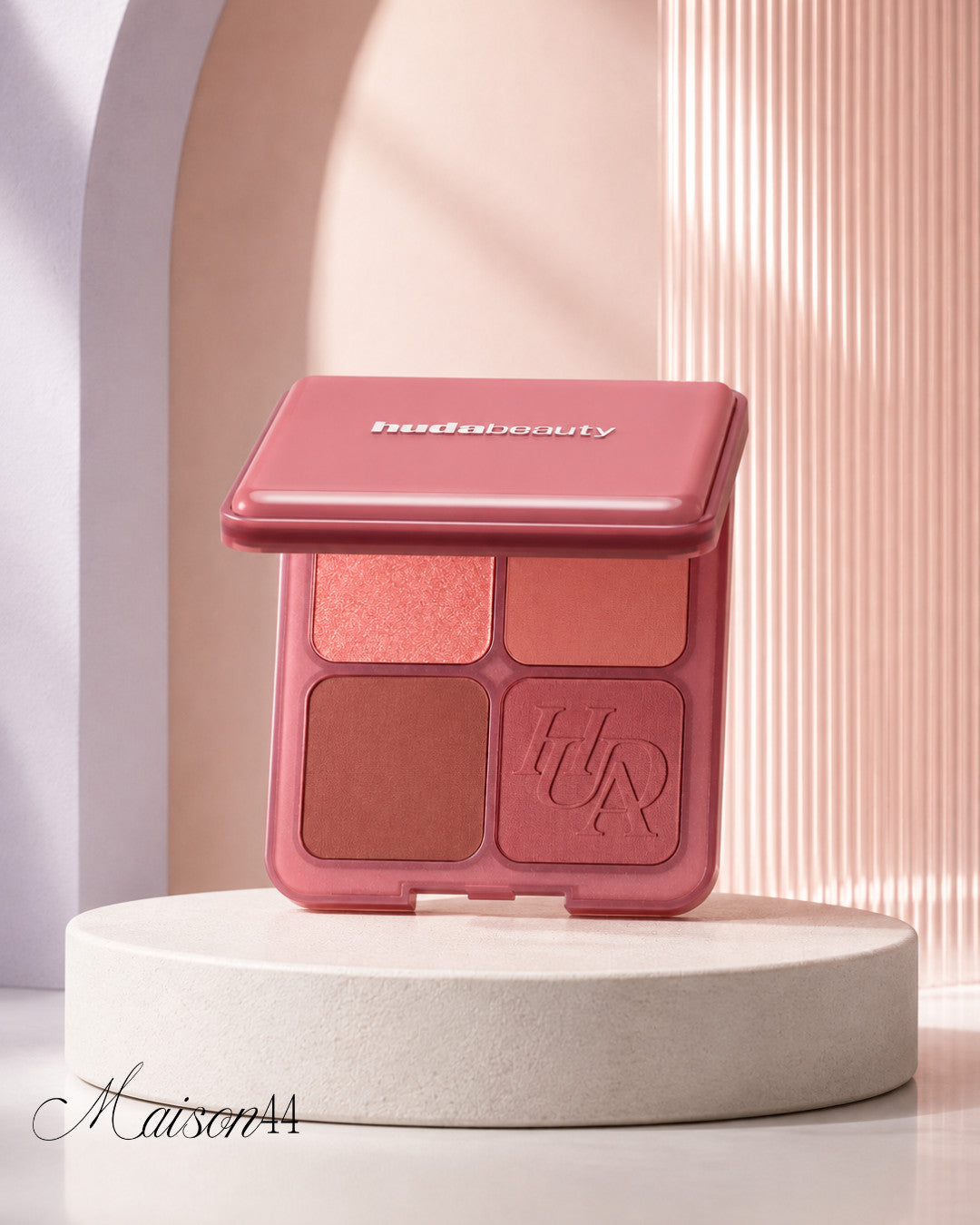 Huda Beauty Blusher Palette - Strawberry Latte